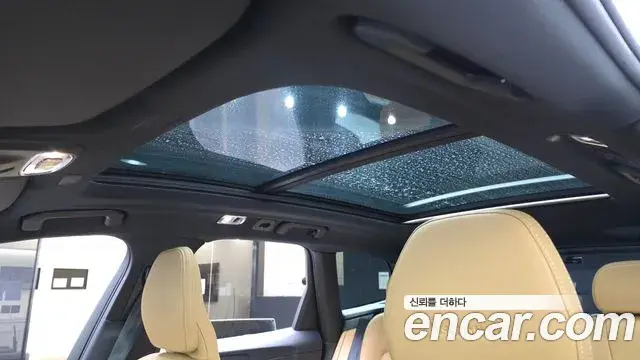 Volvo XC60 2020 — Şəkil 24/32