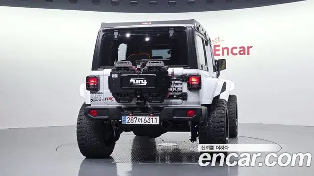 Jeep Wrangler 2020 — Photo 7/32