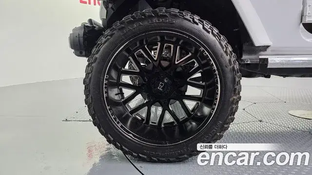 Jeep Wrangler 2020 — Photo 14/32
