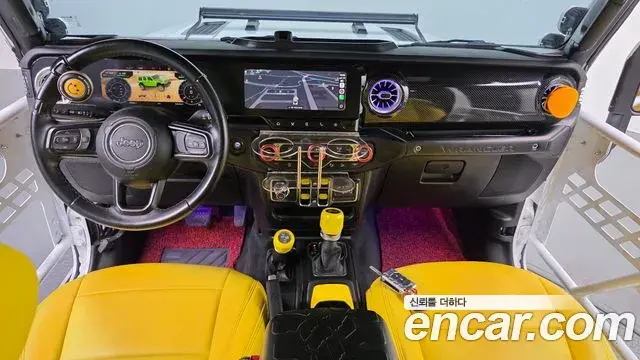 Jeep Wrangler 2020 — Photo 22/32