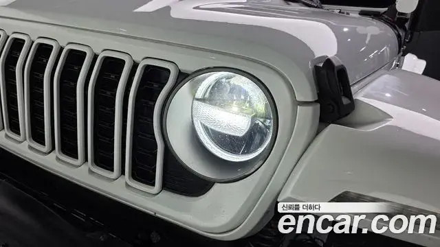 Jeep Wrangler 2020 — Photo 6/32