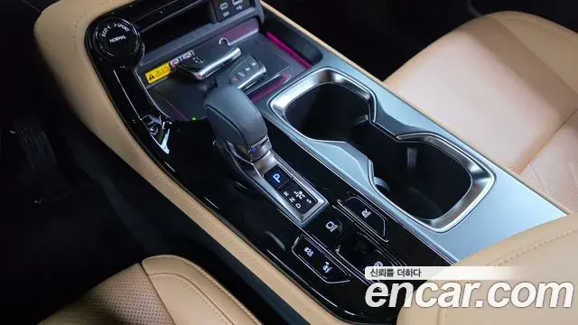 Lexus NX350h 2024 — Photo 8/31