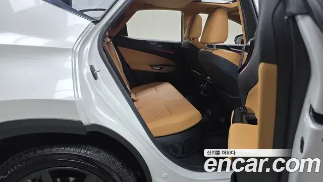 Lexus NX350h 2024 — Photo 29/31