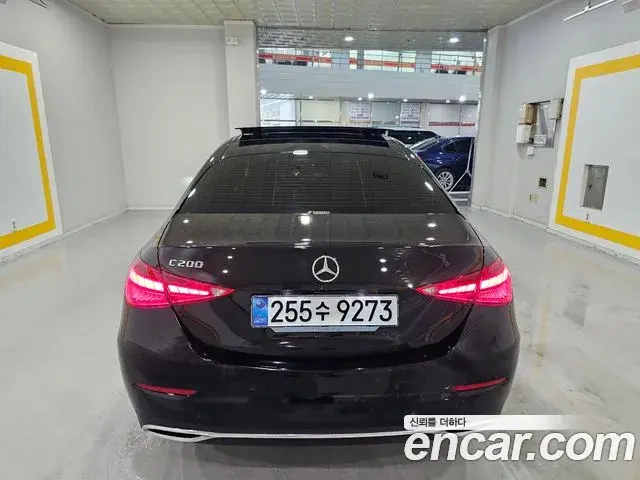 Mercedes-Benz C-Class 2024 — Фото 5/17