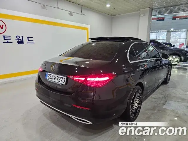 Mercedes-Benz C-Class 2024 — Фото 6/17