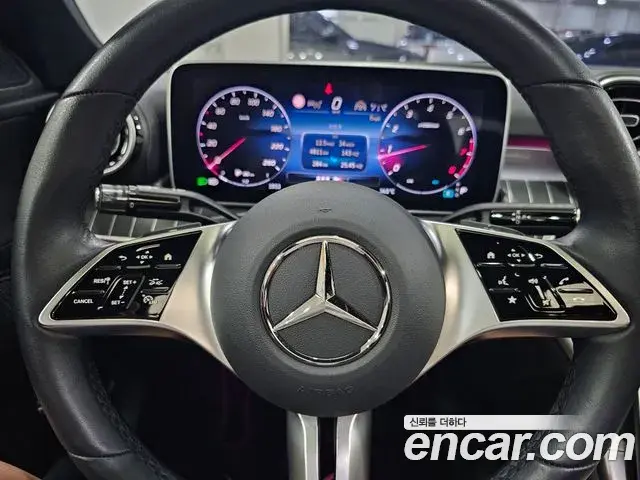Mercedes-Benz C-Class 2024 — Фото 16/17