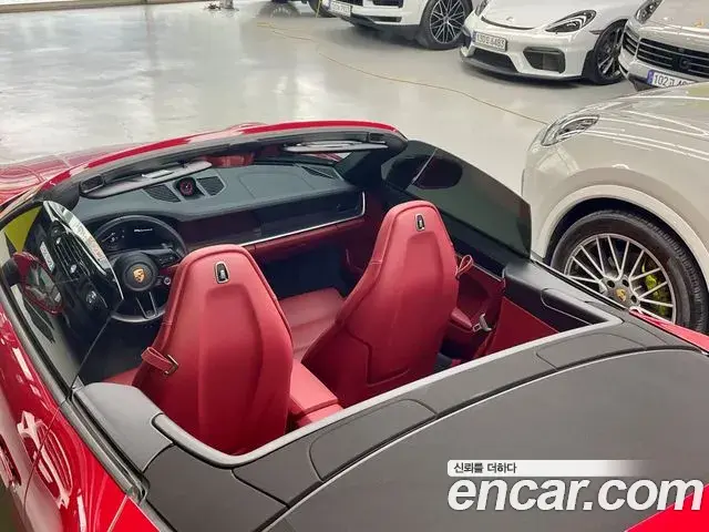 Porsche 911 2024 — Şəkil 17/20