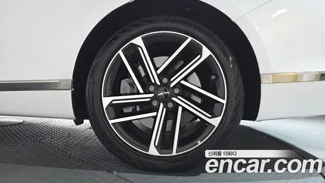 Genesis G80 2024 — Şəkil 9/39