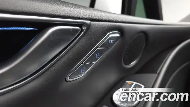 Genesis G80 2024 — Şəkil 34/39