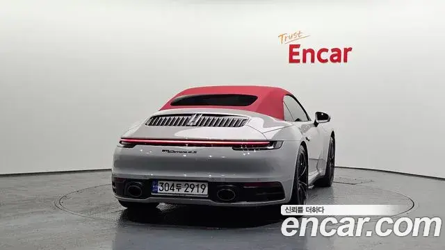 Porsche 911 2022 — Şəkil 4/20