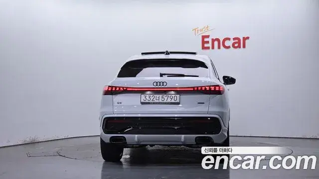 Audi Q5 2025 — ფოტო 11/20