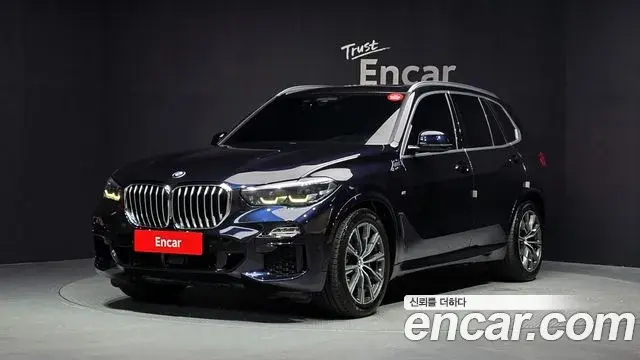 BMW X5 2021 — Photo 6/35