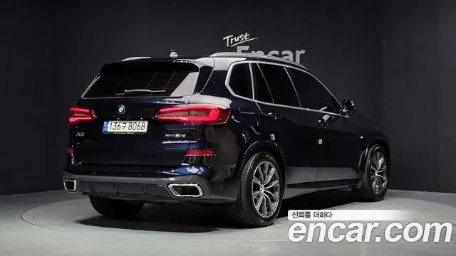 BMW X5 2021 — Photo 15/35