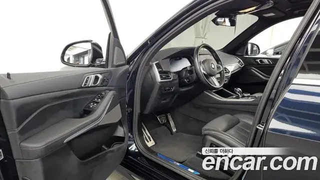 BMW X5 2021 — Photo 35/35