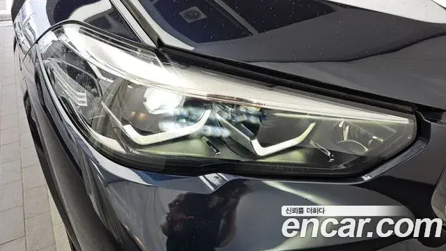 BMW X5 2021 — Photo 21/35