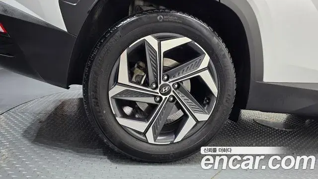 Hyundai The New Tucson 2023 — Фото 5/20