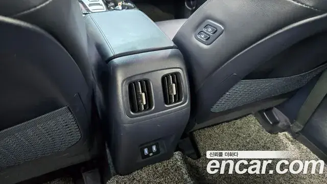 Hyundai Tucson Hybrid 2023 — Şəkil 20/32