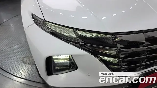 Hyundai Tucson Hybrid 2022 — ფოტო 18/30