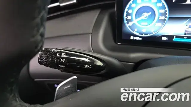 Hyundai Tucson Hybrid 2022 — ფოტო 28/30