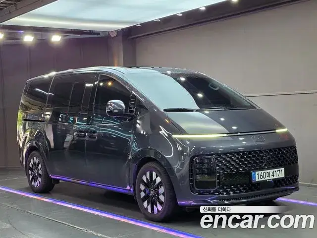 Hyundai Staria 2024 — Şəkil 15/20