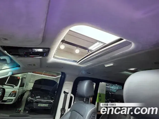 Hyundai Staria 2024 — Şəkil 9/20
