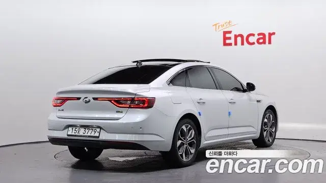 Renault Samsung SM6 2019 — Фото 2/20