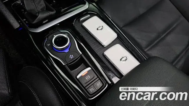 Renault Samsung SM6 2019 — Фото 19/20