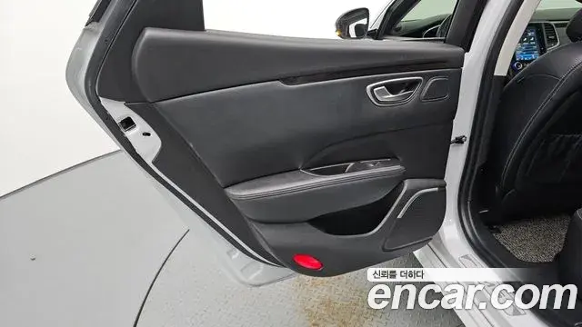 Renault Samsung SM6 2019 — Şəkil 25/32