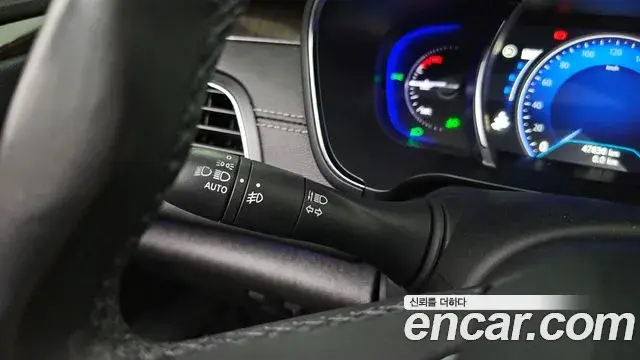 Renault Samsung SM6 2019 — Şəkil 10/32
