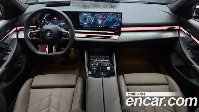 BMW 5 Series 2025 — Photo 7/20