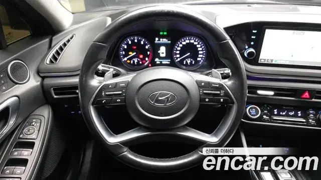 Hyundai Sonata 2022 — Фото 13/20