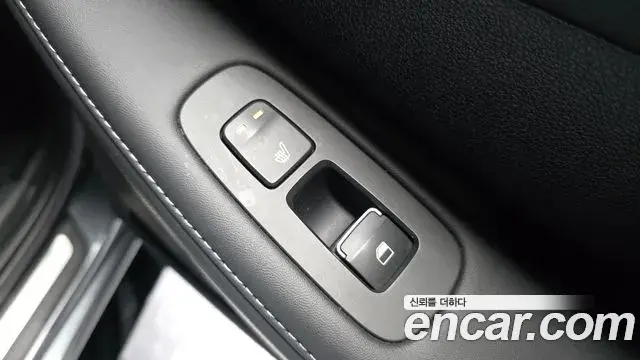 Hyundai Sonata Hybrid 2022 — Photo 4/31