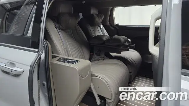 Kia Carnival 2024 — Фото 11/20