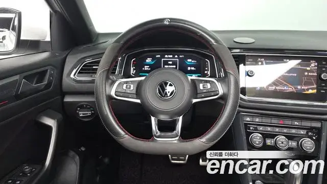 Volkswagen T-Roc 2021 — ფოტო 11/30