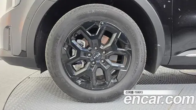 Kia Sorento 2024 — ფოტო 27/37
