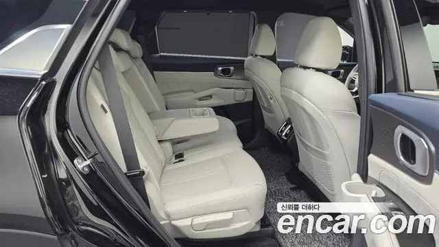 Kia Sorento 2024 — ფოტო 1/37
