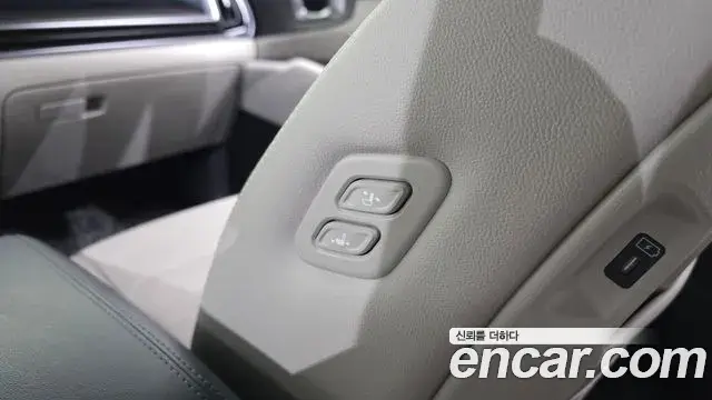 Kia Sorento 2024 — ფოტო 35/37