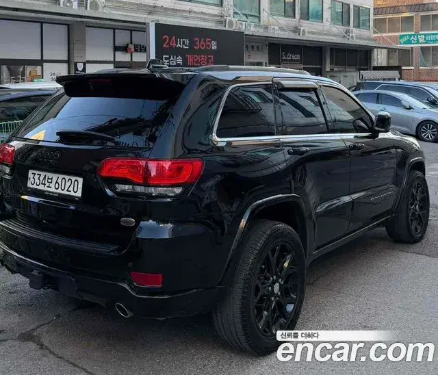 Jeep Grand Cherokee 2020 — ფოტო 1/9