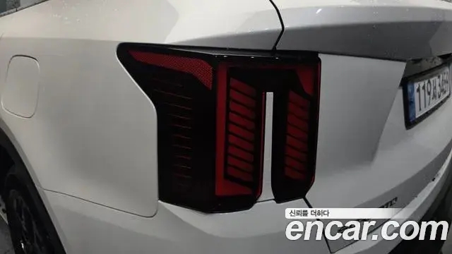 Kia Sorento 2024 — ფოტო 14/37
