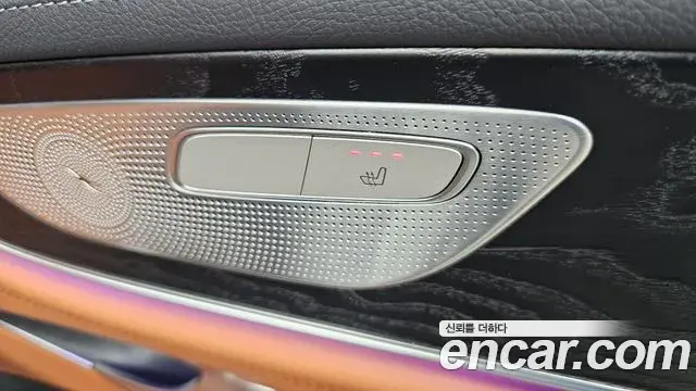 Mercedes-Benz CLS-Class 2022 — Photo 17/31