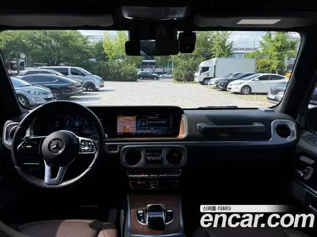 Mercedes-Benz G-Class 2021 — Photo 10/18