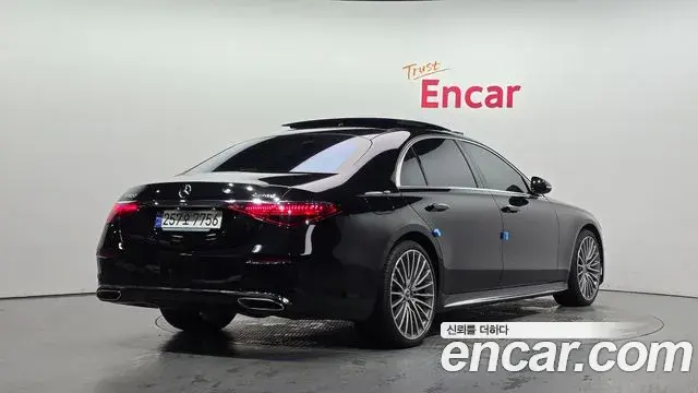 Mercedes-Benz S-Class 2023 — ფოტო 31/38