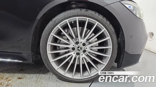 Mercedes-Benz S-Class 2023 — ფოტო 28/38