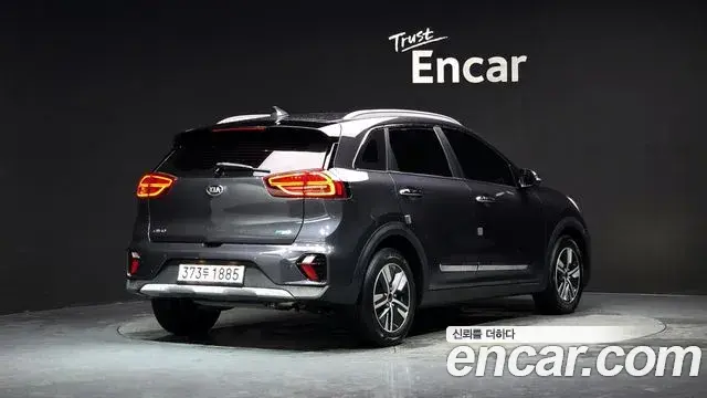 Kia Niro 2020 — Photo 18/30