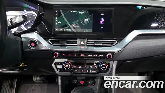 Kia Niro 2020 — Photo 17/30