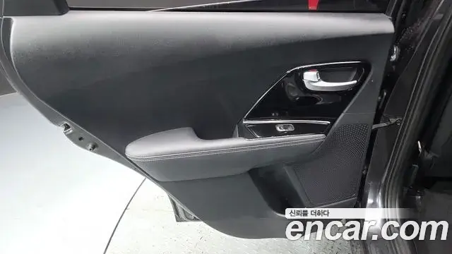 Kia Niro 2020 — Photo 6/30