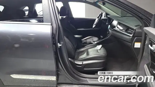 Kia Niro 2020 — Photo 24/30