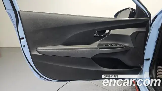 Hyundai Veloster 2019 — ფოტო 30/30