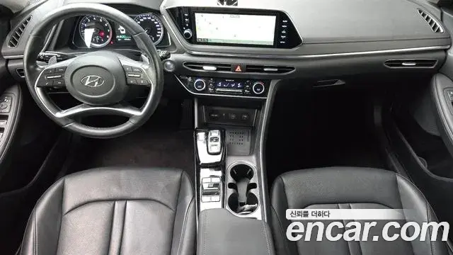 Hyundai Sonata 2022 — Фото 7/20