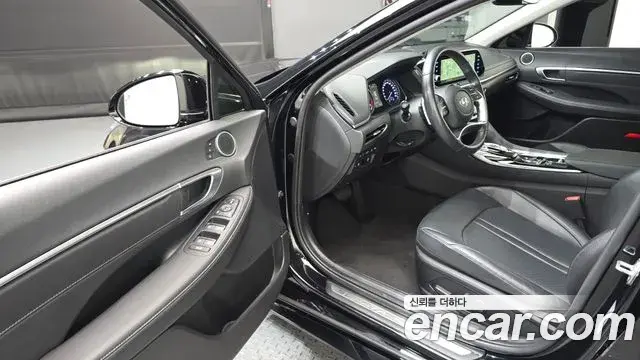 Hyundai Sonata 2022 — Фото 10/20